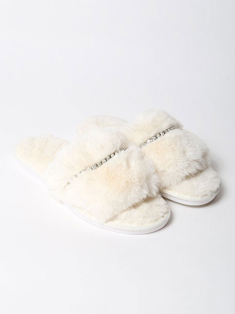 Zehra - Bløde slippers i faux fur pyntet med similisten
